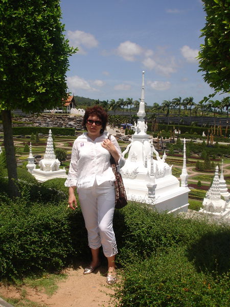 Элина Капурова