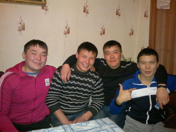 Айбек Хурмет