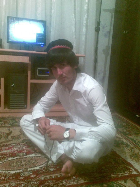 Рахимов Комрон