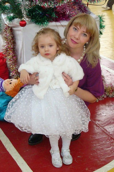 Елена Гутова