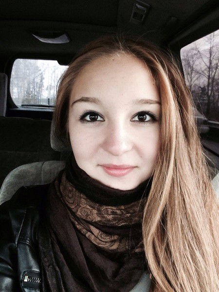 Максимовна L