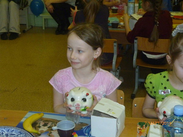 Варя Ахлюстина