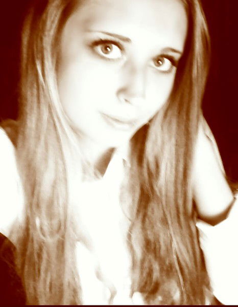 Голубогла*зая* ...