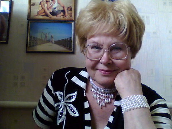 Анна Сафронова