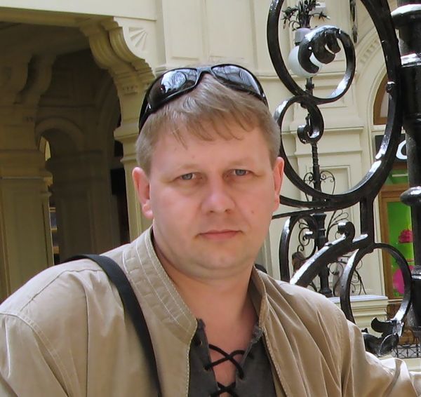 Илья Сафонов