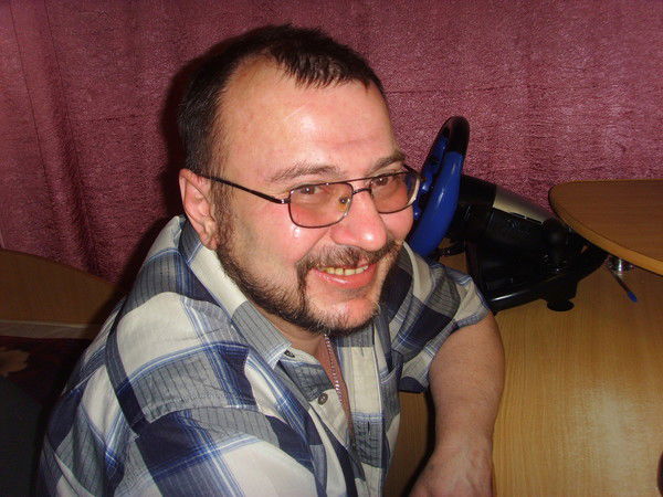 Юрий Иванов