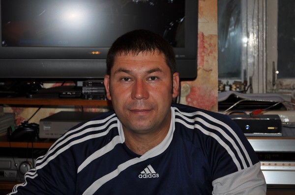 Михаил Шустов