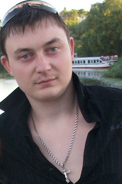 Денис Мирошниченко