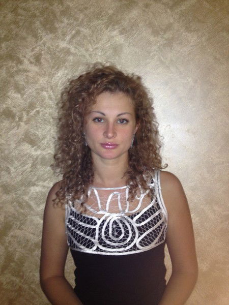 Юля Власова