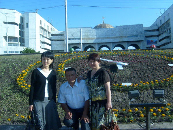 Алмаз Каримов