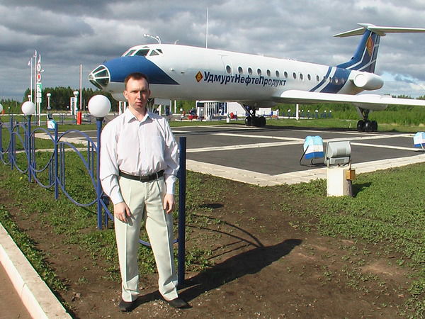 Игорь Безносов