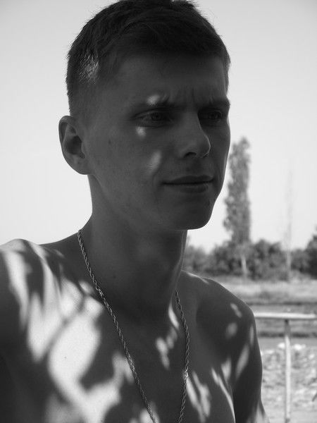 Лёшка Отсутствует 0_О