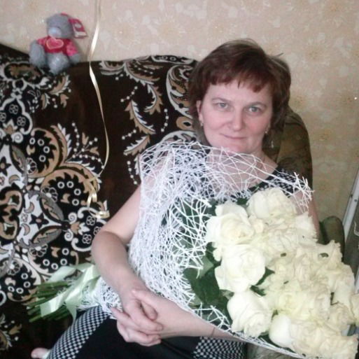 Елена Лапко