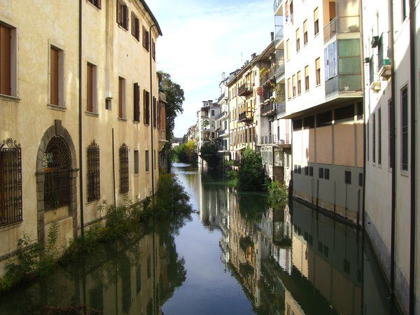 Оля Гиревая