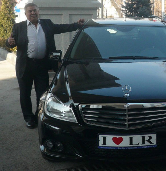 висит на стене и в тоже время падает что это. Смотреть фото висит на стене и в тоже время падает что это. Смотреть картинку висит на стене и в тоже время падает что это. Картинка про висит на стене и в тоже время падает что это. Фото висит на стене и в тоже время падает что это