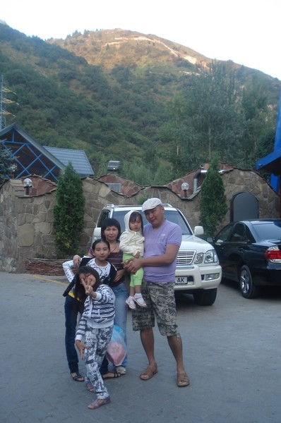 Айша Балуанова