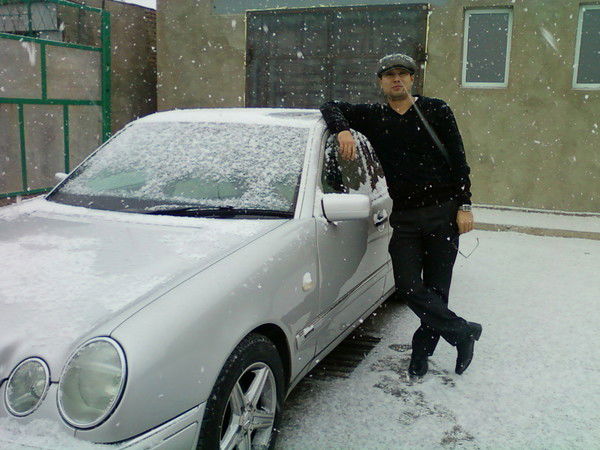 Адильхан Баянов