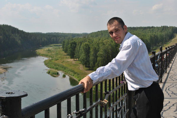 Дмитрий Клементьев