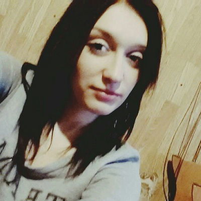 Юля Агатова