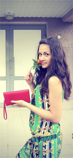 Инеsка Костюченко