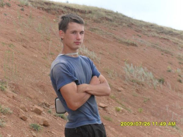 Миша Безенов