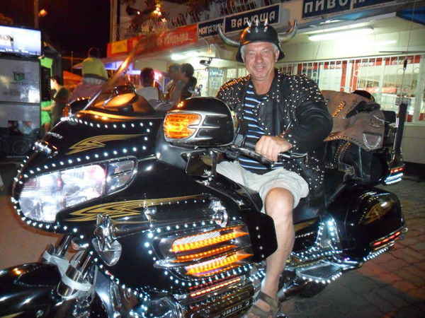 Виктор Воропинов