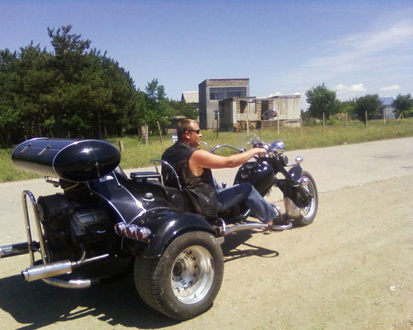 Руслан Черный