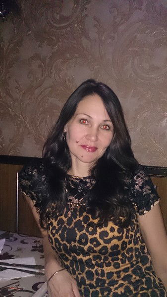 Анна Зарина