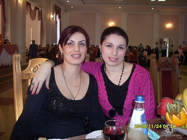 Сая Тахмезова