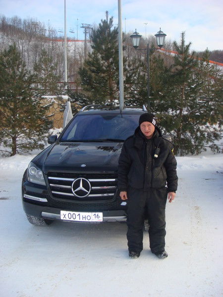 Николай Укадеров