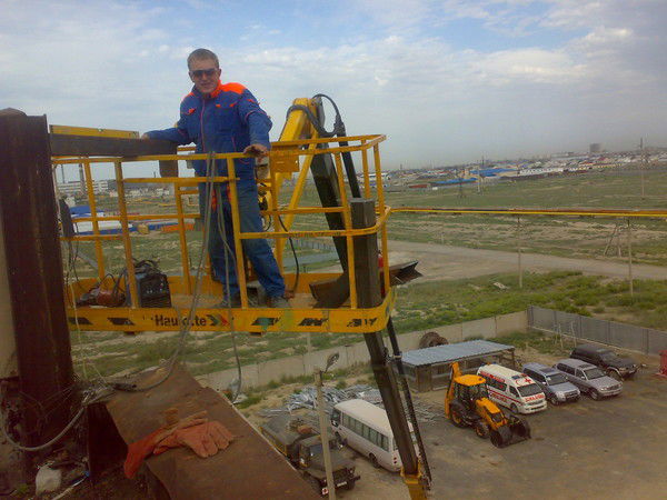 Антон Кукарин