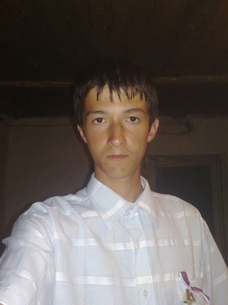 Роман Попов