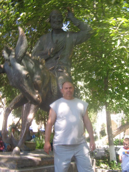 Олег Ларюхин