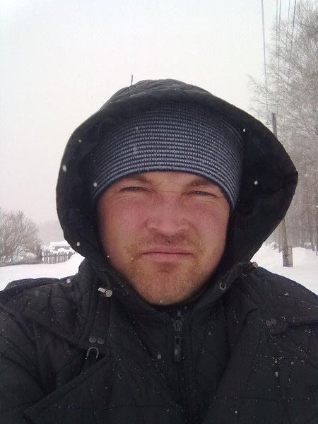 Анатолий Константинов