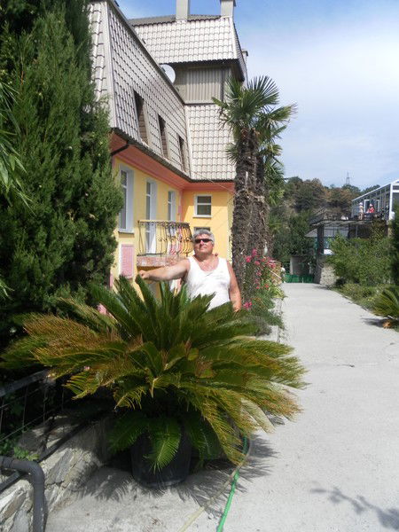 Владимир Братанов