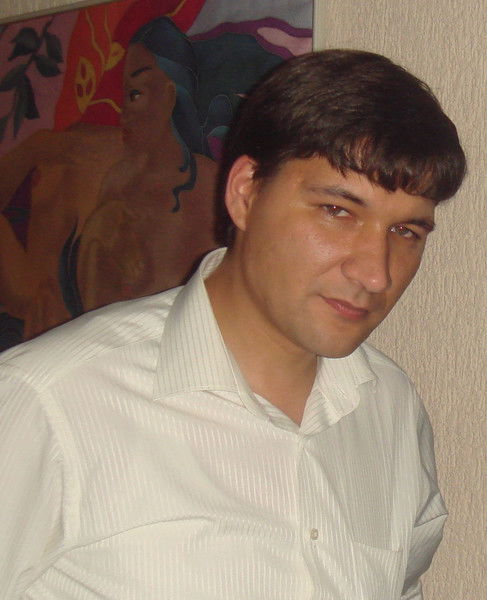 Дмитрий Маслов