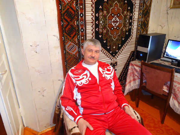 Валерий Глухов