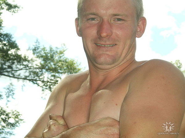 Дмитрий Светарев