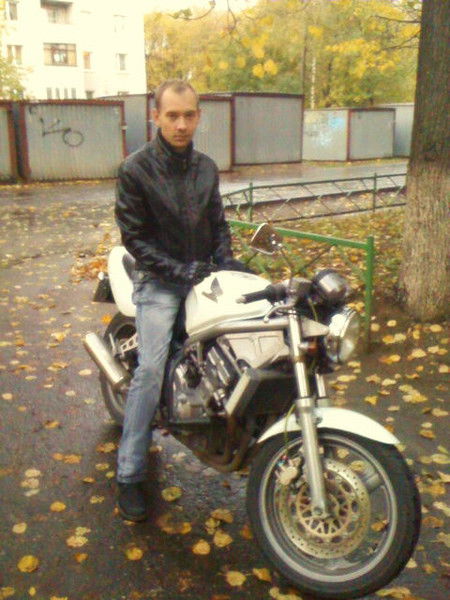 Евгений Комаров