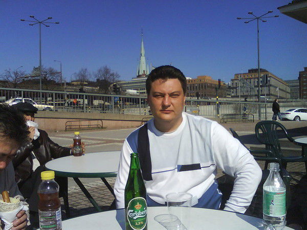 Олег Назаров