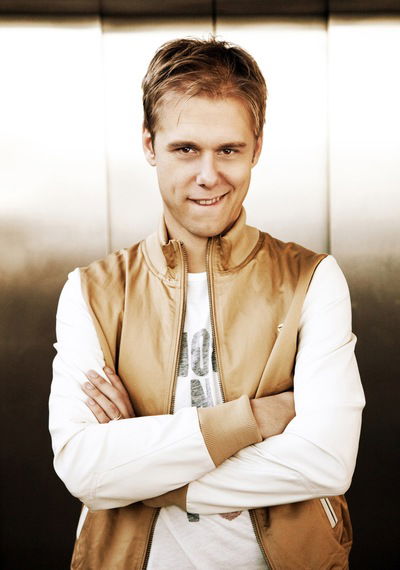 Владислав Иванов