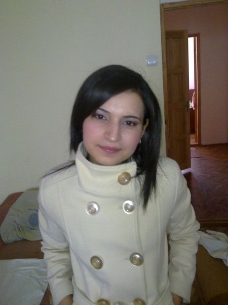 Белла Исаева