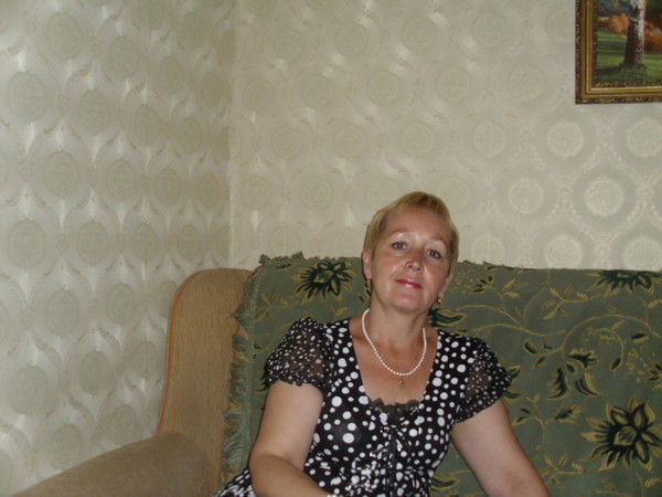 Елена Елена