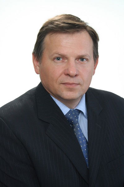 Олег Чариков