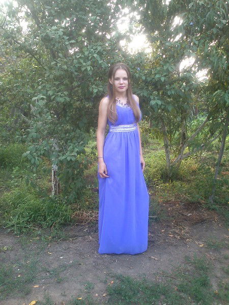 Оленька Орешникова