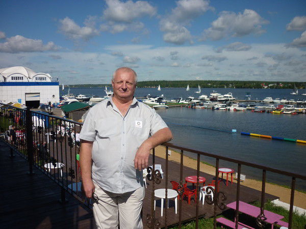 Владимир Боровлев