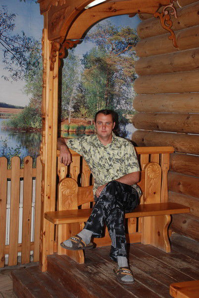 Женя Каменев