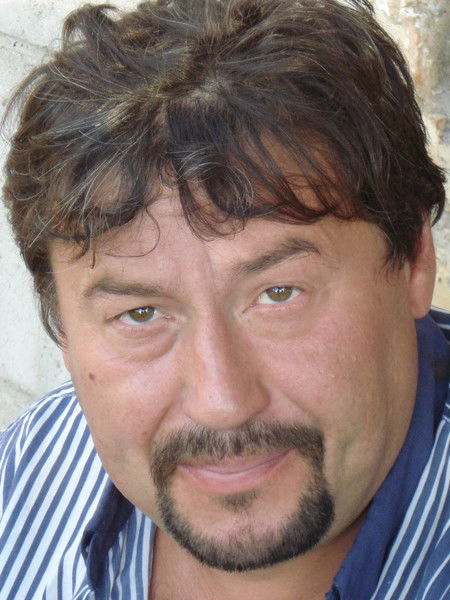 Юрий Антонов