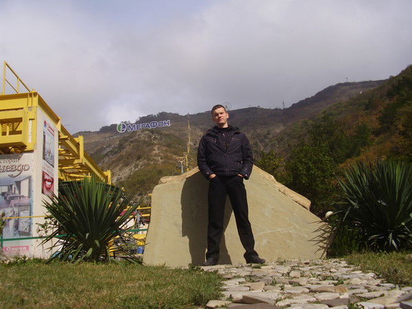 Иван Мельников