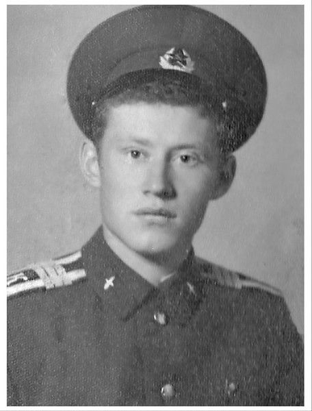 Олег Николаев